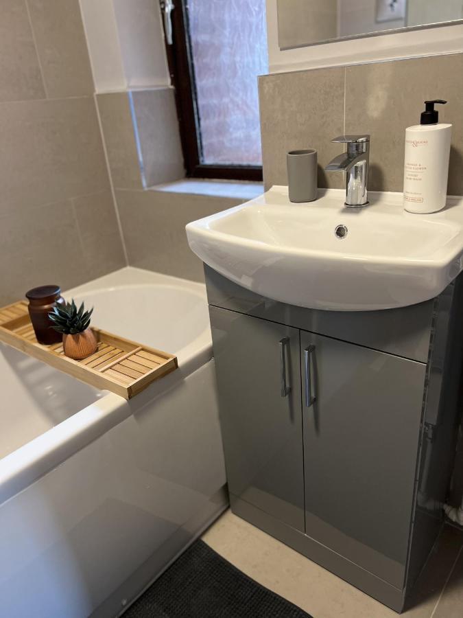 Franklin Suite - Reading City Centre - Free Parking - Close To Station 外观 照片